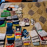 Lotto abito neonato 6-9 mesi (74cm)