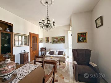 Trilocale di 100 mq. con balconi e cantina
