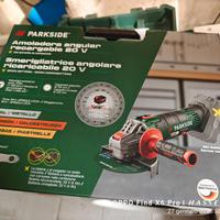 Smerigliatrice angolare a batteria nuova