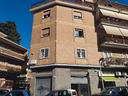 portuense-locale-commerciale-con-due-vetrine