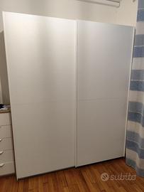 ARMADIO AD ANTE SCORREVOLI