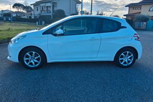 Peugeot 208 PureTech 68 3 porte Access