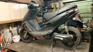 Aprilia sr