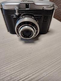 macchina fotografica Ferrania IBI 34