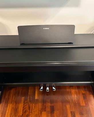 Pianoforte digitale Yamaha ARIUS YDP-145