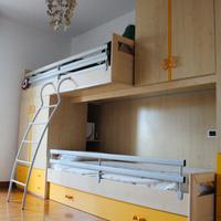 Cameretta completa con letto a castello