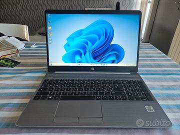 HP 250 G8. STUPENDO i7 CON 24 GIGA RAM E OFFICE!!!