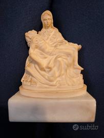 Statua "Pietà Vaticana"