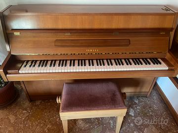 Pianoforte Verticale Yamaha