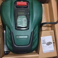Robot Tosaerba Parkside
