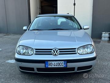 Volkswagen Golf 1.6 cat 3 porte Highline