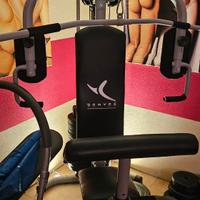 Panca piana multi Machine e Pesi