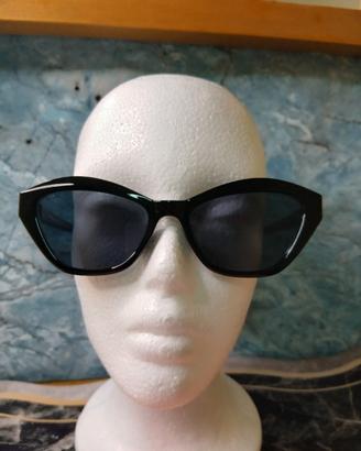 Miu Miu Cat's Eyes Black 