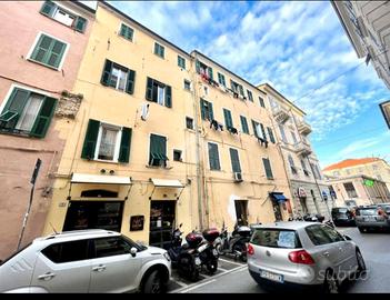 Monolocale in Liguria Imperia 50 mt dal mare