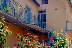 Casa con frutteto