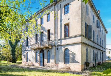 VILLA SINGOLA A SANT'ILARIO D'ENZA