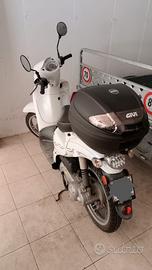 Aprilia Scarabeo 50 2t 2010