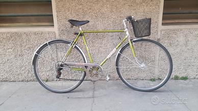 uomo 26 con marce e cestino pronta all'uso 