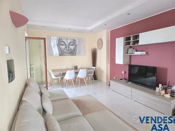 3 VANI CON SOFFITTA TERRAZZO E POSTO AUTO ZONA