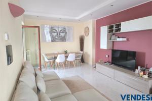 3 VANI CON SOFFITTA TERRAZZO E POSTO AUTO ZONA