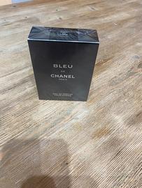 Bleu de Chanel Paris