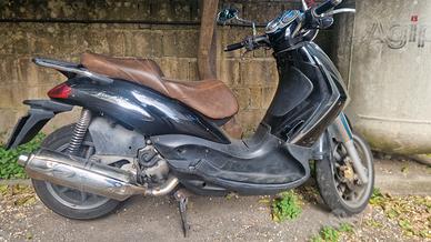 Piaggio Beverly 500