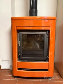 Stufa a legna Piazzetta E904S con kit ventilazione