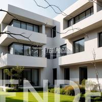 Magnifica tenuta con 16000 mq di giardino e moltep