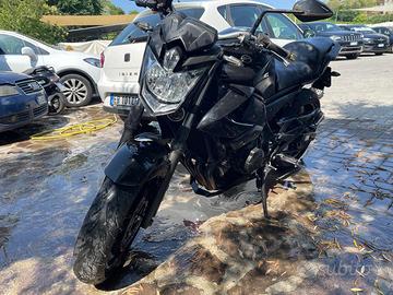 Yamaha xj6 600 cc 30.000 km Barracuda