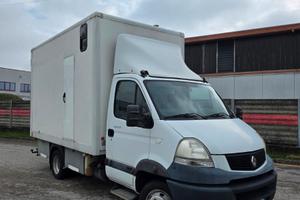Renault Mascott