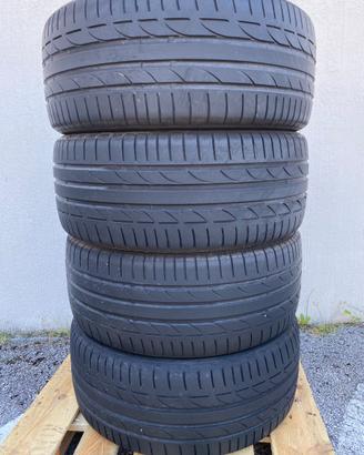 Gomme 235 40 R 19 96 Y Bridgestone