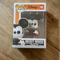 Funko Pop Disney Topolino Halloween 795