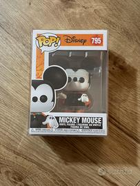 Funko Pop Disney Topolino Halloween 795