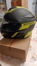 Casco misura M con sistema bluetooth