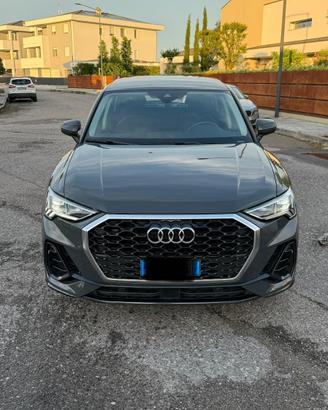 Audi Q3 35 SPORT BACK Business Plus