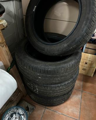 Pneumatici auto