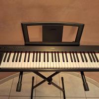 Pianoforte digitale yamaha NP-11