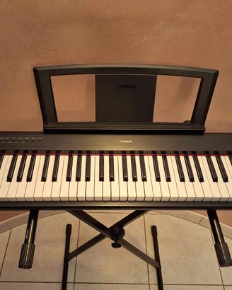 Pianoforte digitale yamaha NP-11