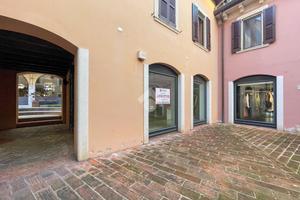 UFFICIO A DESENZANO DEL GARDA