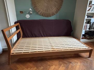 Letto singolo MUJI di legno chiaro
