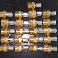 Raccordi diritto maschio Valsir 16x2 – 3/4" M