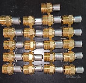 Raccordi diritto maschio Valsir 16x2 – 3/4" M