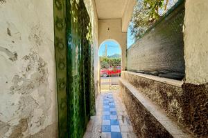 2 LOCALI A BARANO D'ISCHIA