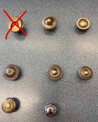 Pomelli in ottone nuovi diversi pezzi