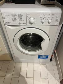 Lavatrice Indesit 6kg classe A++