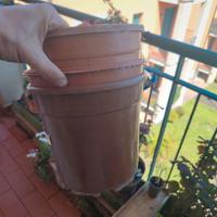 set di 32 vasi per piante e fiori 