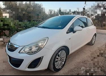 Opel corsa benzina GPL 1200