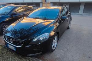 VOLVO V40 2.0 D2 120 CV 