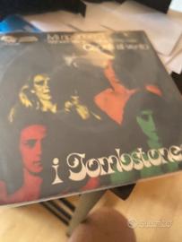 Tombstones musica
