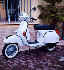 Vespa PX125E